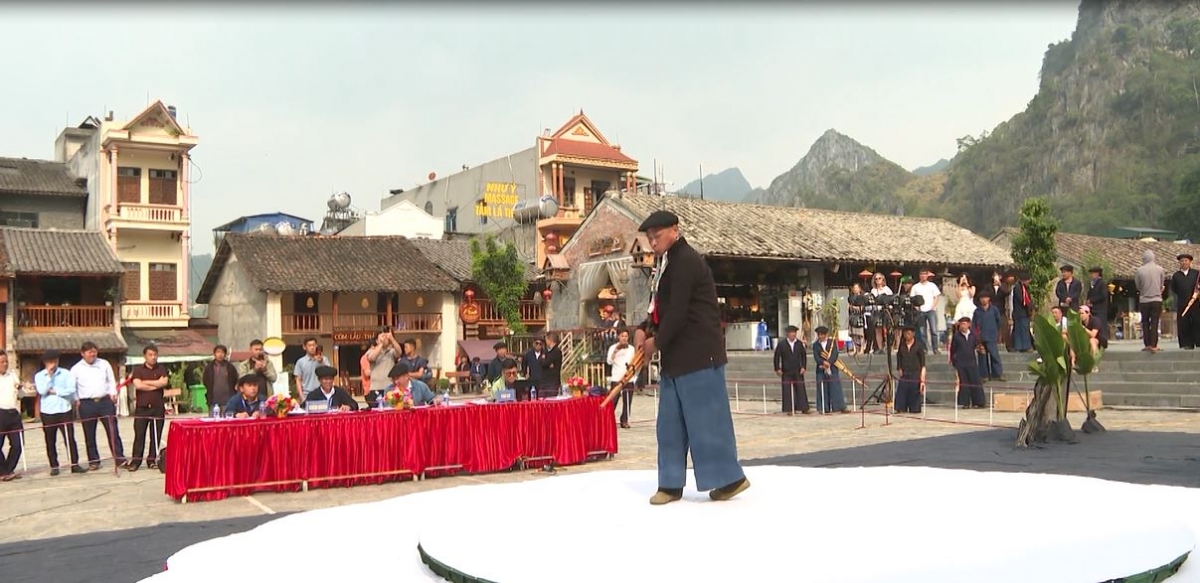 Sôi nổi các cuộc thi tại Lễ hội Khèn Mông huyện Đồng Văn lần thứ IX