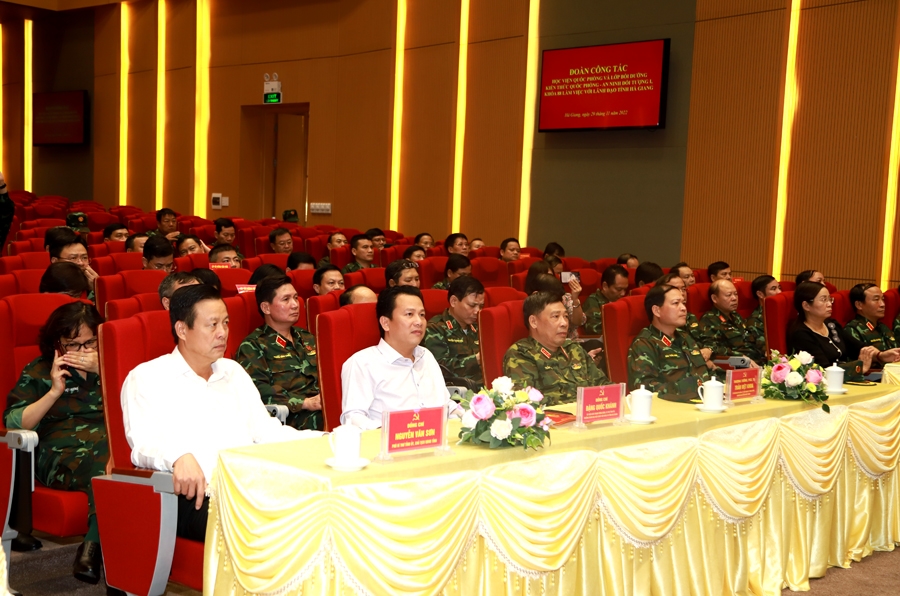 Đoàn công tác Học viện Quốc phòng làm việc với lãnh đạo tỉnh Hà Giang