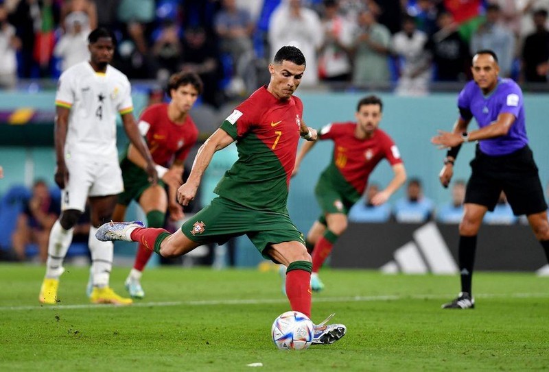 Ronaldo “nổ súng”, Bồ Đào Nha thắng kịch tính Ghana