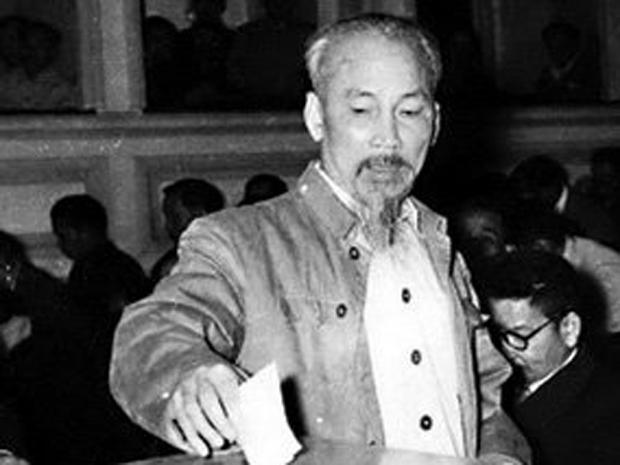Hồ Chí Minh với tổng tuyển cử đầu tiên, với nhà nước của dân