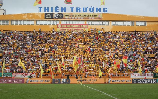 CLB Nam Định tăng giá vé trên sân Thiên Trường