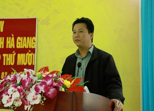 <em>Bí thư Tỉnh ủy Đặng Quốc Khánh phát biểu tại buổi tiếp xúc xã Bạch Đích ( Yên Minh</em>