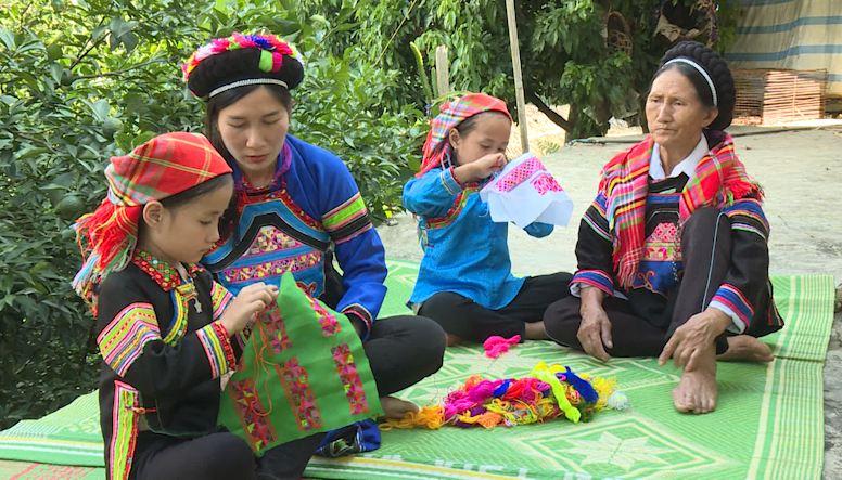 Quang Bình: Nét văn hóa của người Phù Lá ở xã Tân Nam