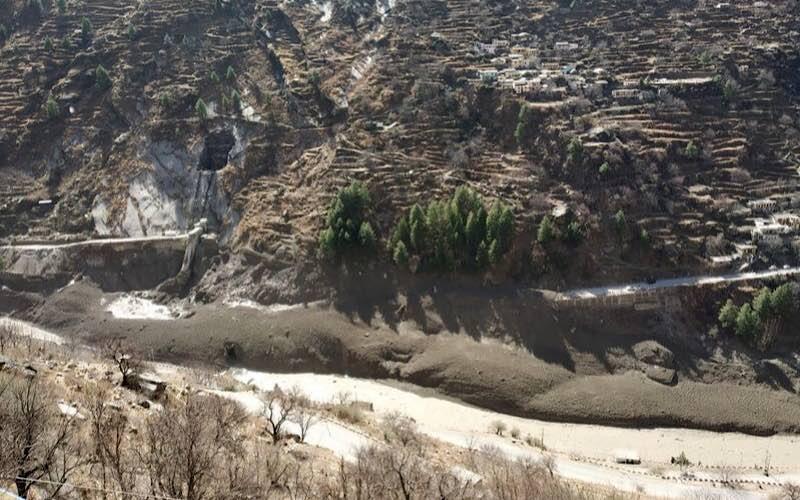 Ấn Độ: Vỡ sông băng Himalaya, khoảng 150 người mất tích