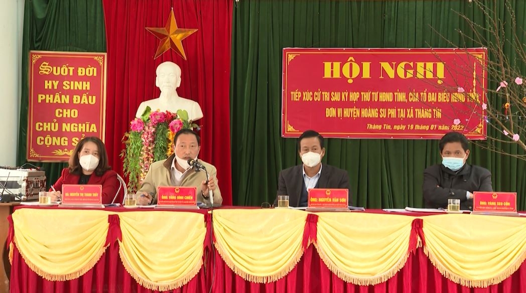 Chủ tịch UBND tỉnh Nguyễn Văn Sơn tiếp xúc cử tri tại xã Thàng Tín, huyện Hoàng Su Phì