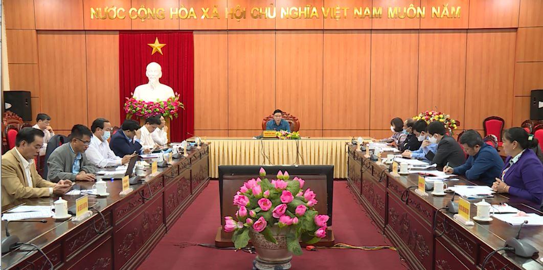 Họp đoàn công tác theo Quyết định 198 của BTV Tỉnh ủy theo dõi, chỉ đạo việc thực hiện nhiệm vụ chính trị đối với Đảng bộ huyện Vị Xuyên