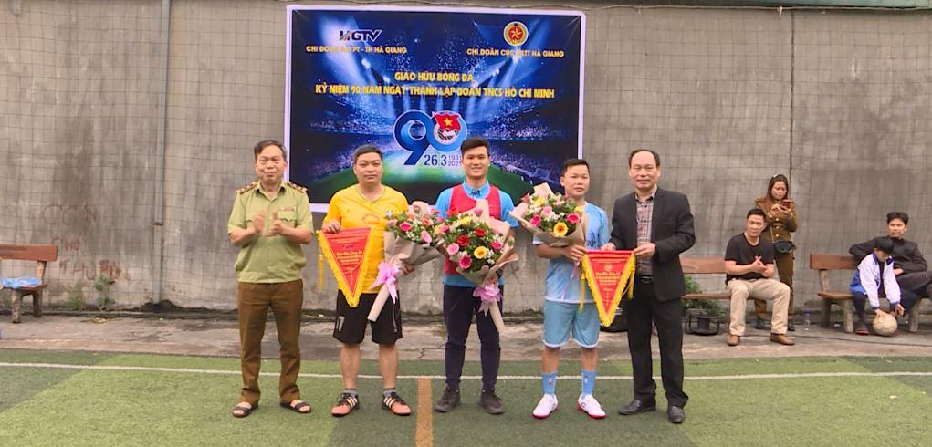 Giao lưu bóng đá giữa Chi đoàn Đài PTTH Hà Giang và Chi đoàn Cục QLTT