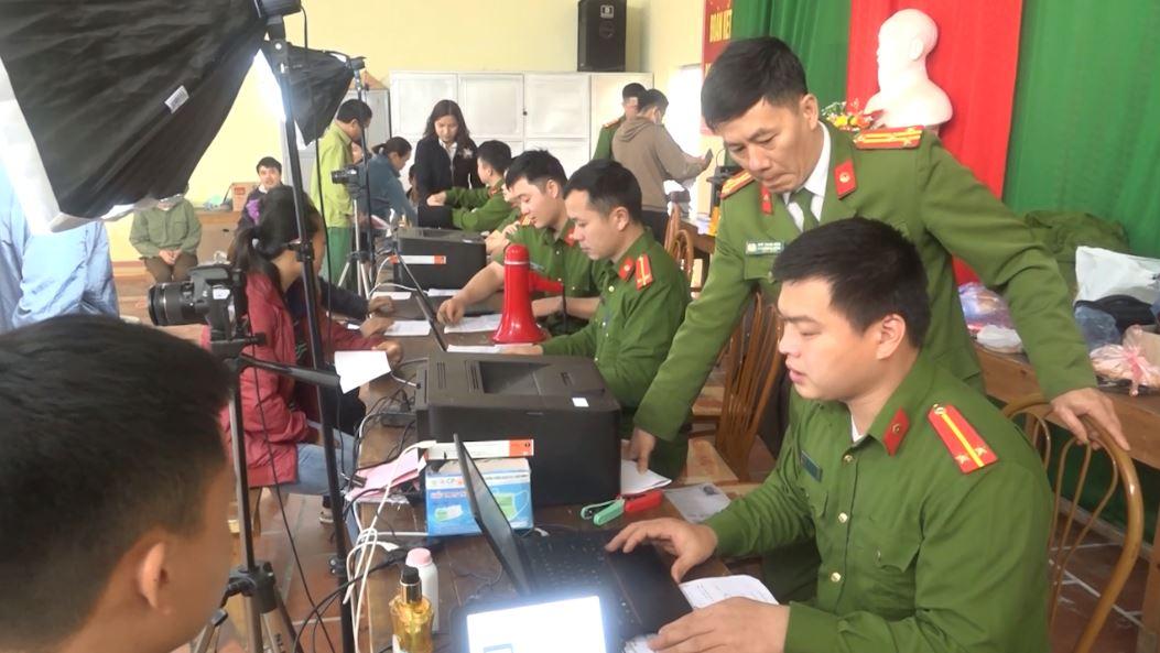 Hà Giang phấn đấu đến ngày 1/7/2021 sẽ cấp mới 585.407 thẻ căn cước công dân gắn chíp điện tử