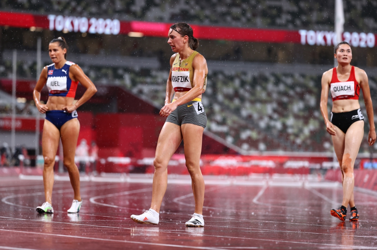 Quách Thị Lan cán đích ở vị trí thứ 6 bán kết rào nữ 400m