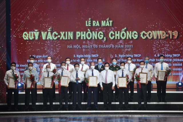 Toàn cảnh Lễ ra mắt Quỹ vaccine phòng COVID-19 - Ảnh 14.