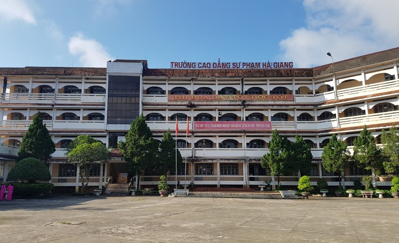 Thành lập Phân hiệu ĐH Thái Nguyên tại Hà Giang trên cơ sở Trường CĐSP Hà Giang.