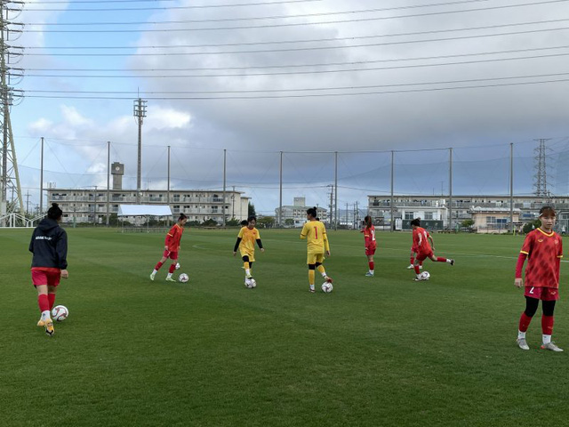 Đội tuyển U17 nữ Việt Nam đã có mặt ở đảo Okinawa (Nhật Bản) tham dự chương trình Jenesys 2022 - Ảnh 1.
