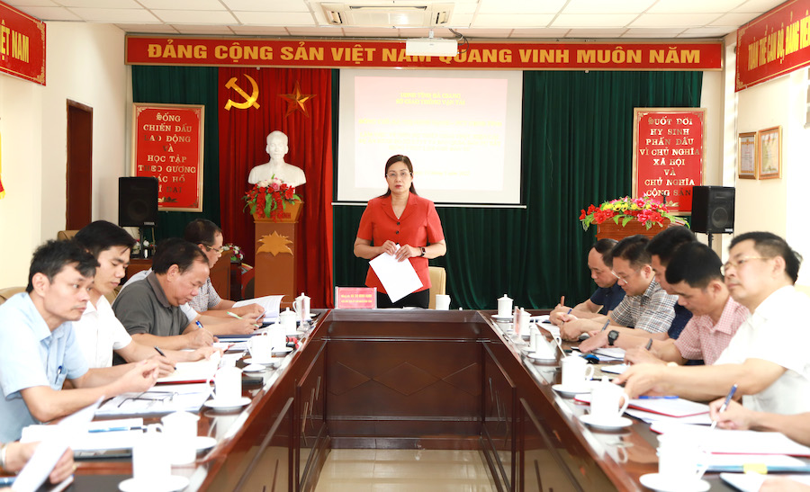 Phó Chủ tịch UBND tỉnh Hà Thị Minh Hạnh làm việc với Sở Giao thông Vận tải