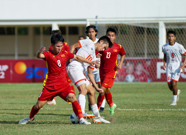 Thắng đậm U19 Philippines nhưng U19 Việt Nam vẫn cần cải thiện cả phòng ngự lẫn tấn công - Ảnh 1.