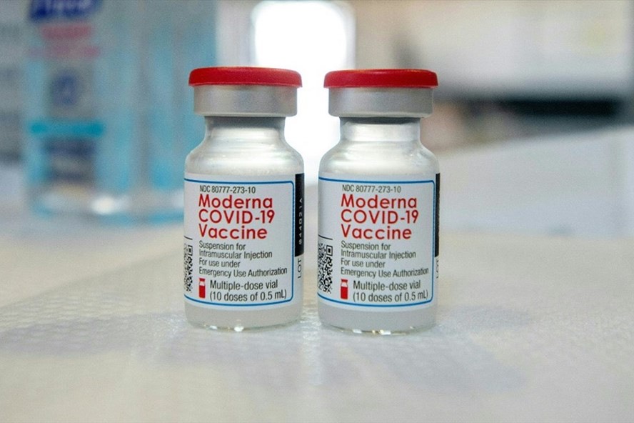 Hà Giang được Bộ Y tế phân bổ 20.160 liều vaccine Moderna phòng COVID-19