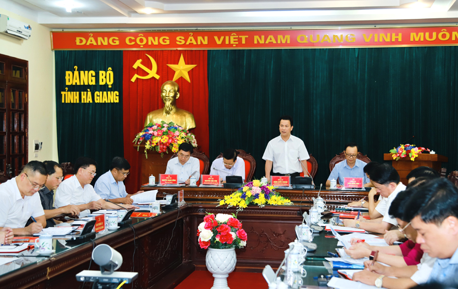 Thường trực Tỉnh ủy làm việc với BTV Thành ủy Hà Giang