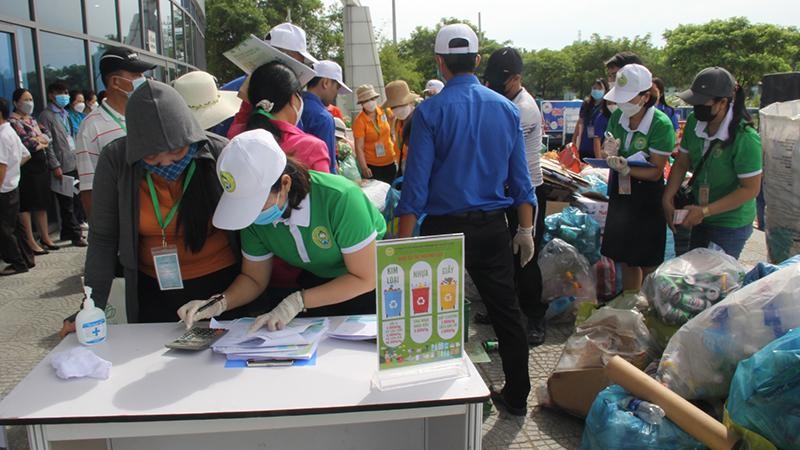 Khai mạc Hội thảo và Triển lãm quốc tế về Giải pháp và Công nghệ xử lý chất thải tại các đô thị Việt Nam ảnh 2