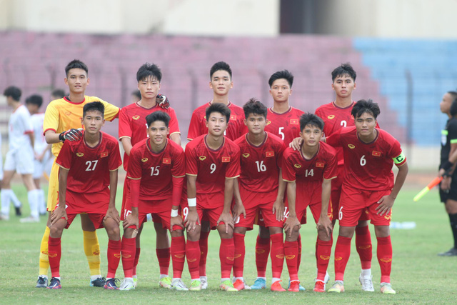 Thắng U16 Philippines 5-0, U16 Việt Nam tạo lợi thế trong cuộc đua vào bán kết