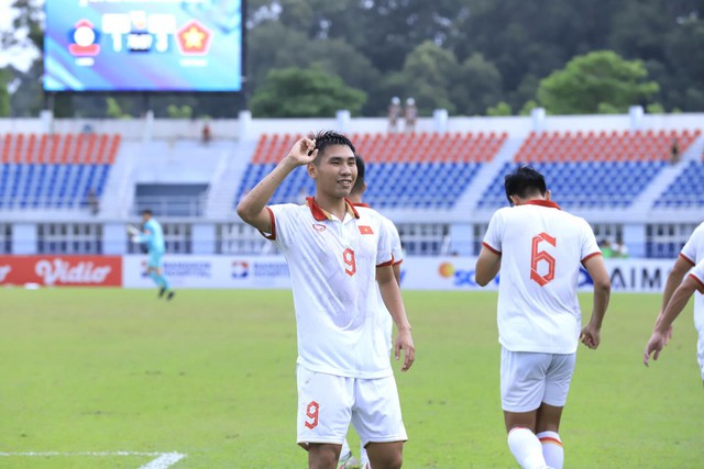 U23 Việt Nam thắng nhẹ U23 Lào, khởi đầu suôn sẻ - Ảnh 3.