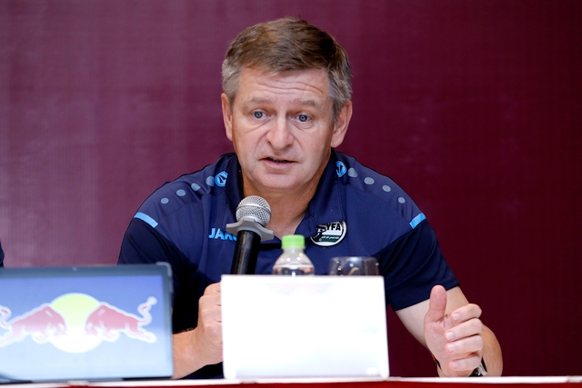 HLV Philippe Troussier: “ĐT U23 Việt Nam đã sẵn sàng bước vào Vòng loại U23 châu Á!”  - Ảnh 6.