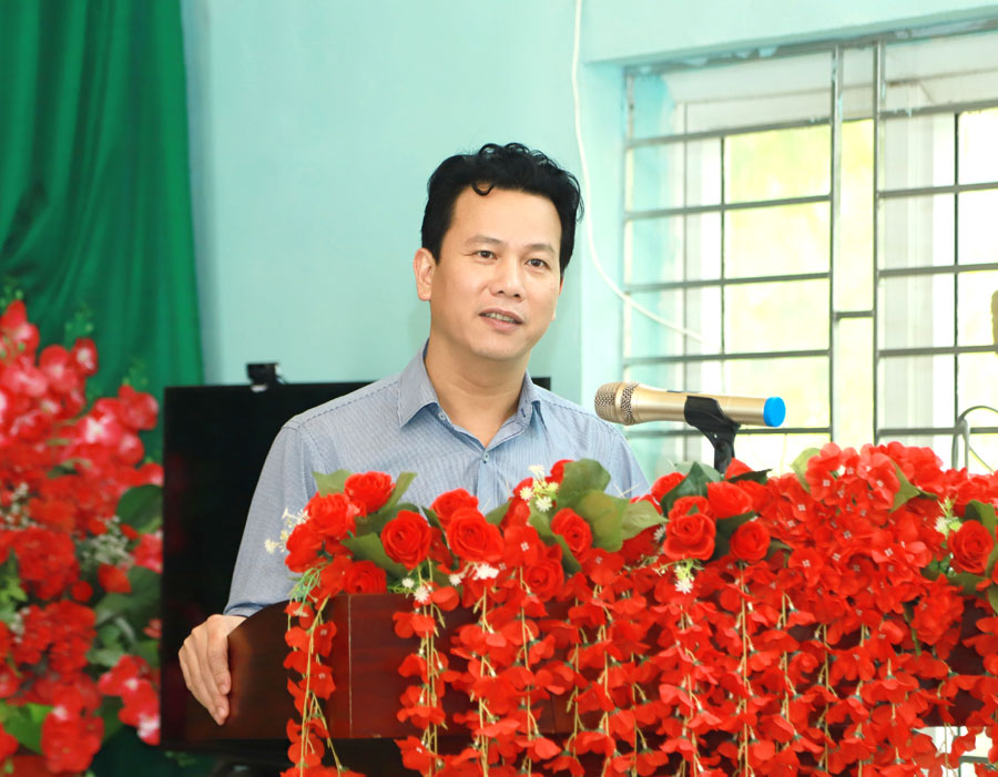 Bí thư Tỉnh ủy Đặng Quốc Khánh tiếp xúc cử tri xã Yên Định (Bắc Mê)