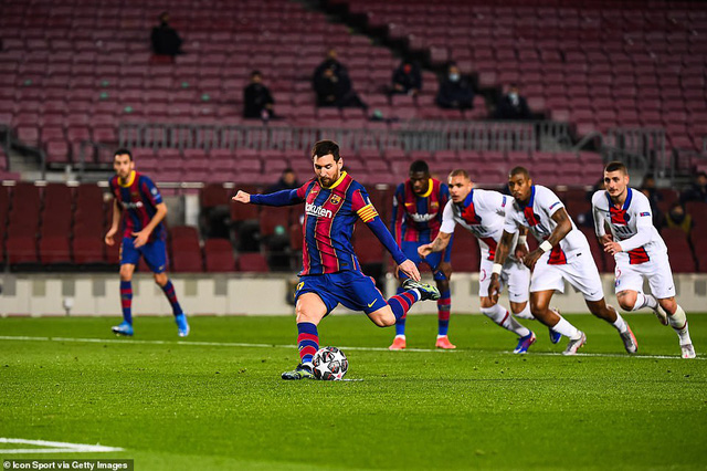 Barcelona 1-4 PSG: Mbappe rực sáng, PSG ngược dòng ngoạn mục - Ảnh 1.