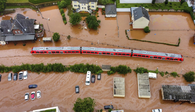 Ít nhất 60 người tử vong và hơn 70 người mất tích sau đợt mưa lớn chưa từng thấy ở Đức và Bỉ