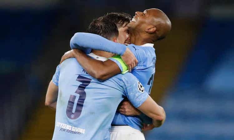 inh nghiệm và tiếng nói của Fernandinho trong đội hình Man City phát huy hiệu quả đúng lúc. 