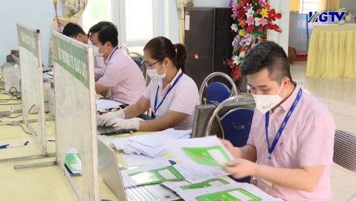 Ngân hàng chính sách huyện Quang Bình bệ đỡ giúp dân thoát nghèo - Ngày 17/4/2022