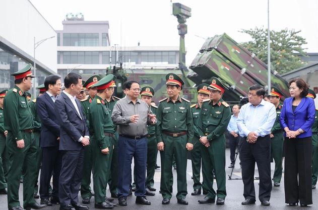 Đẩy mạnh nghiên cứu sản xuất công nghiệp quốc phòng công nghệ cao