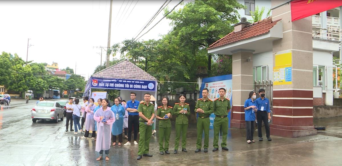 Lan tỏa các hoạt động tiếp sức mùa thi