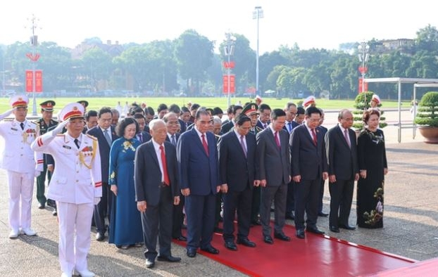 Lãnh đạo Đảng, Nhà nước vào Lăng viếng Chủ tịch Hồ Chí Minh