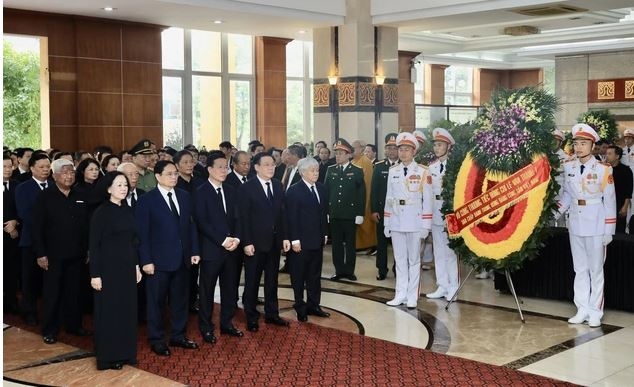 Lãnh đạo Đảng, Nhà nước viếng Phó Thủ tướng Lê Văn Thành