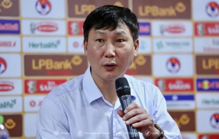 HLV Kim Sang Sik: “Xin cảm ơn người dân Việt Nam đã luôn đồng hành cùng đội tuyển”