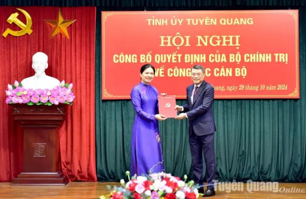 Bà Hà Thị Nga giữ chức vụ Bí thư Tỉnh ủy Tuyên Quang