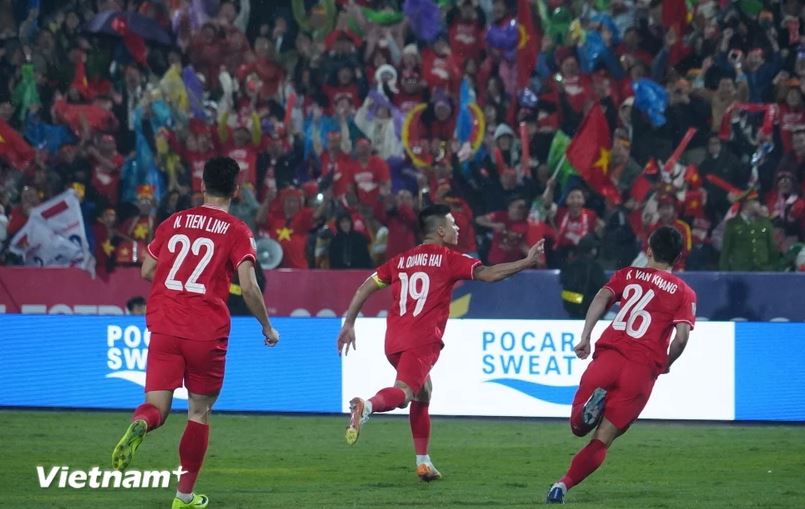 AFF Cup 2024: Quang Hải tỏa sáng, Việt Nam đánh bại Indonesia