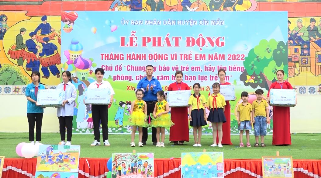 Xín Mần: Lễ phát động Tháng hành động vì trẻ em năm 2022