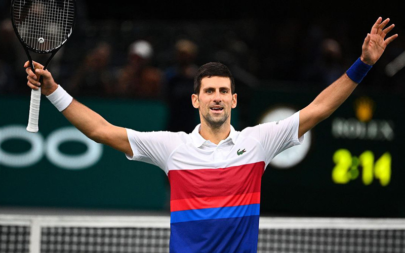 Tay vợt số một thế giới Novak Djokovic lần thứ 6 vô địch Paris Masters