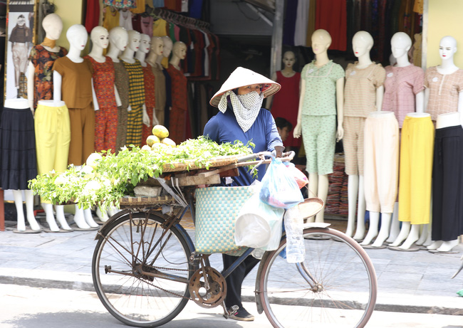 Ngày 25/7, Bắc Bộ nắng nóng, có nơi trên 37 độ C