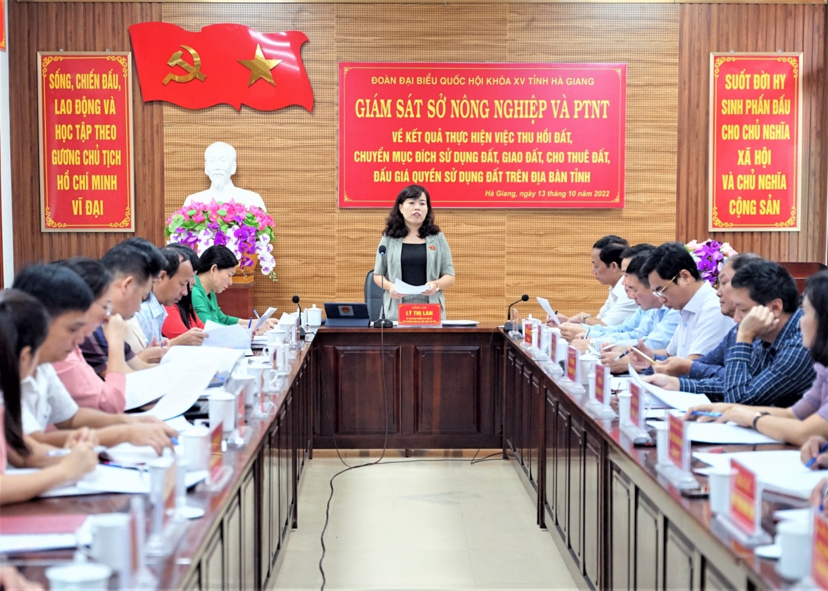 Đoàn ĐBQH khóa XV đơn vị tỉnh Hà Giang giám sát Sở NN&PTNT và Cục thuế tỉnh